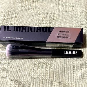 IL MAKIAGE foundation blending brush #100